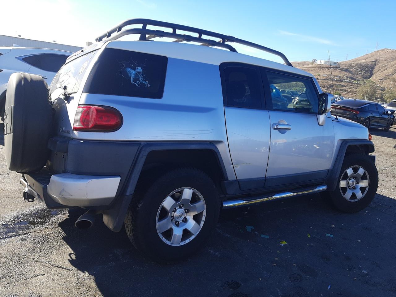 Image 3 of 2008 TOYOTA FJ CRUISER  2008 with VIN JTEZU11F78K006023