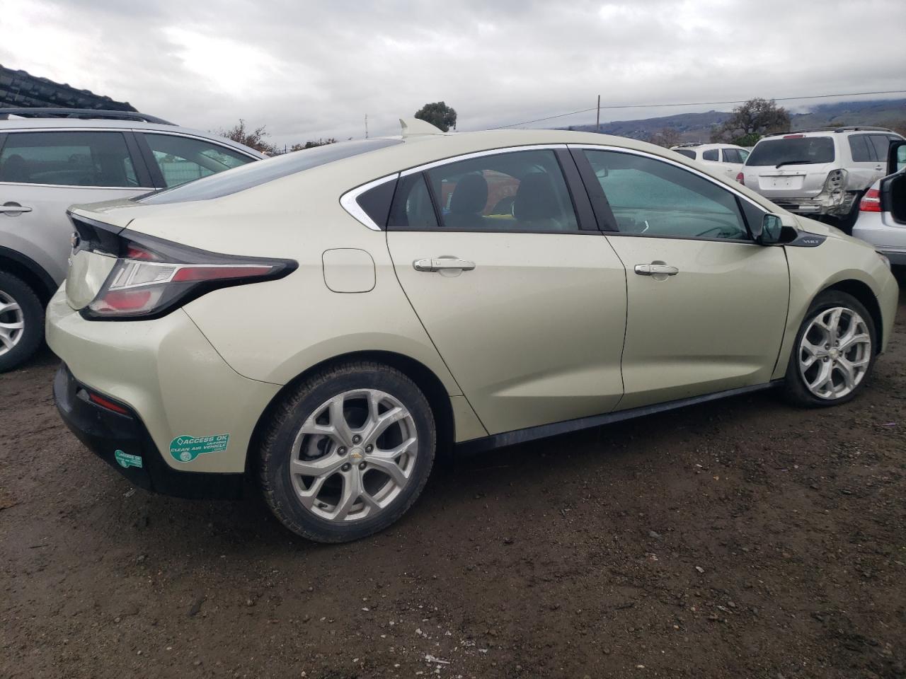 Obraz 3 z 2017 CHEVROLET VOLT PREMIER 2017 z VIN 1G1RD6S57HU109933