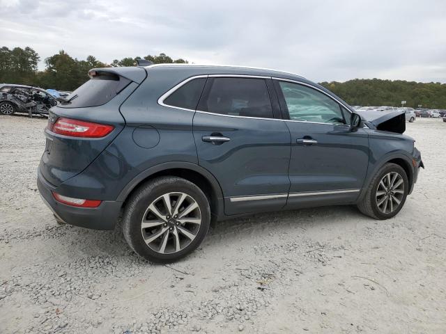 Image 3 of 2019 LINCOLN MKC RESERVE 2019 with VIN 5LMCJ3C93KUL18284