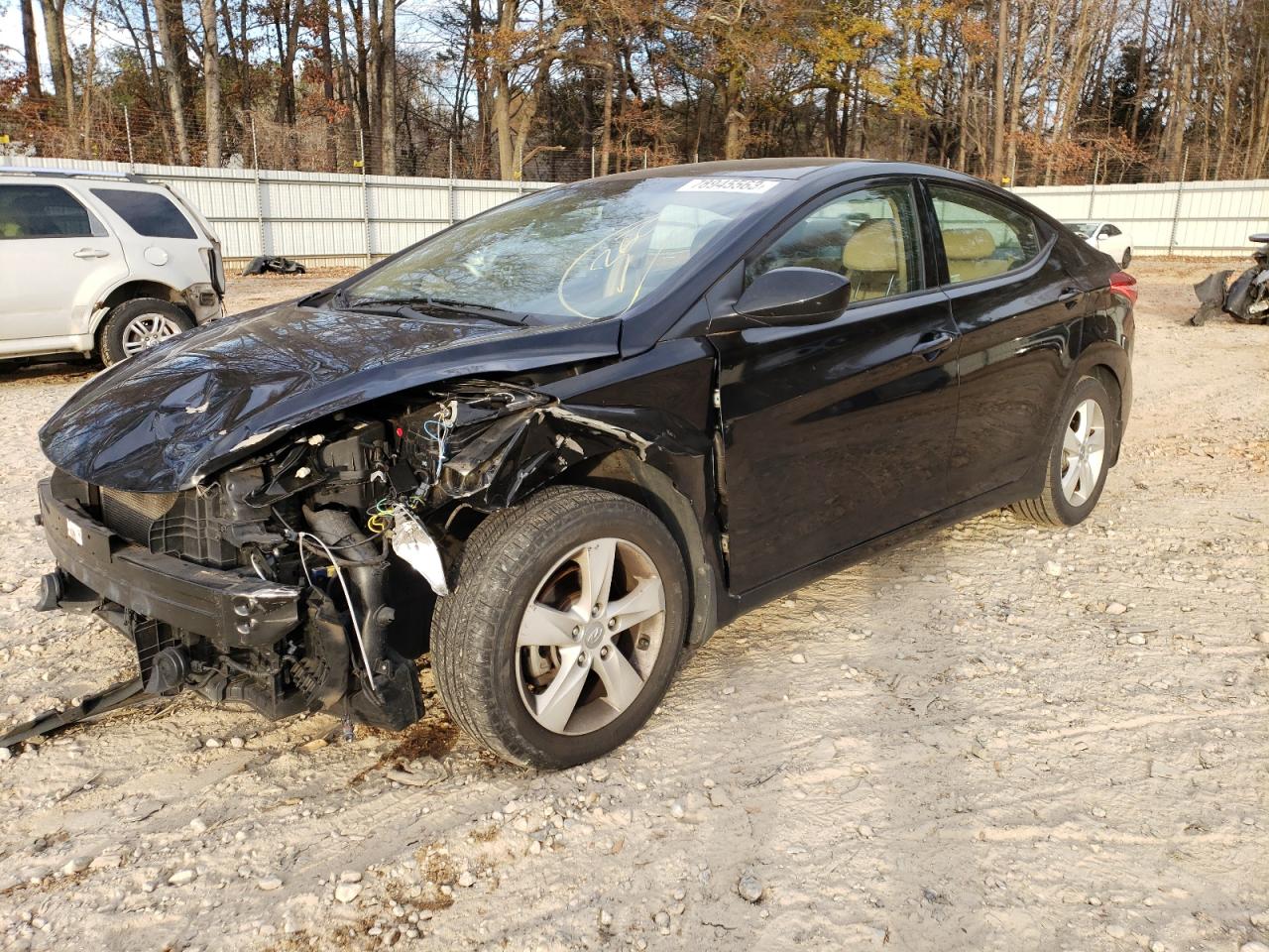Image 1 of 2013 HYUNDAI ELANTRA GLS 2013 with VIN KMHDH4AE3DU815749