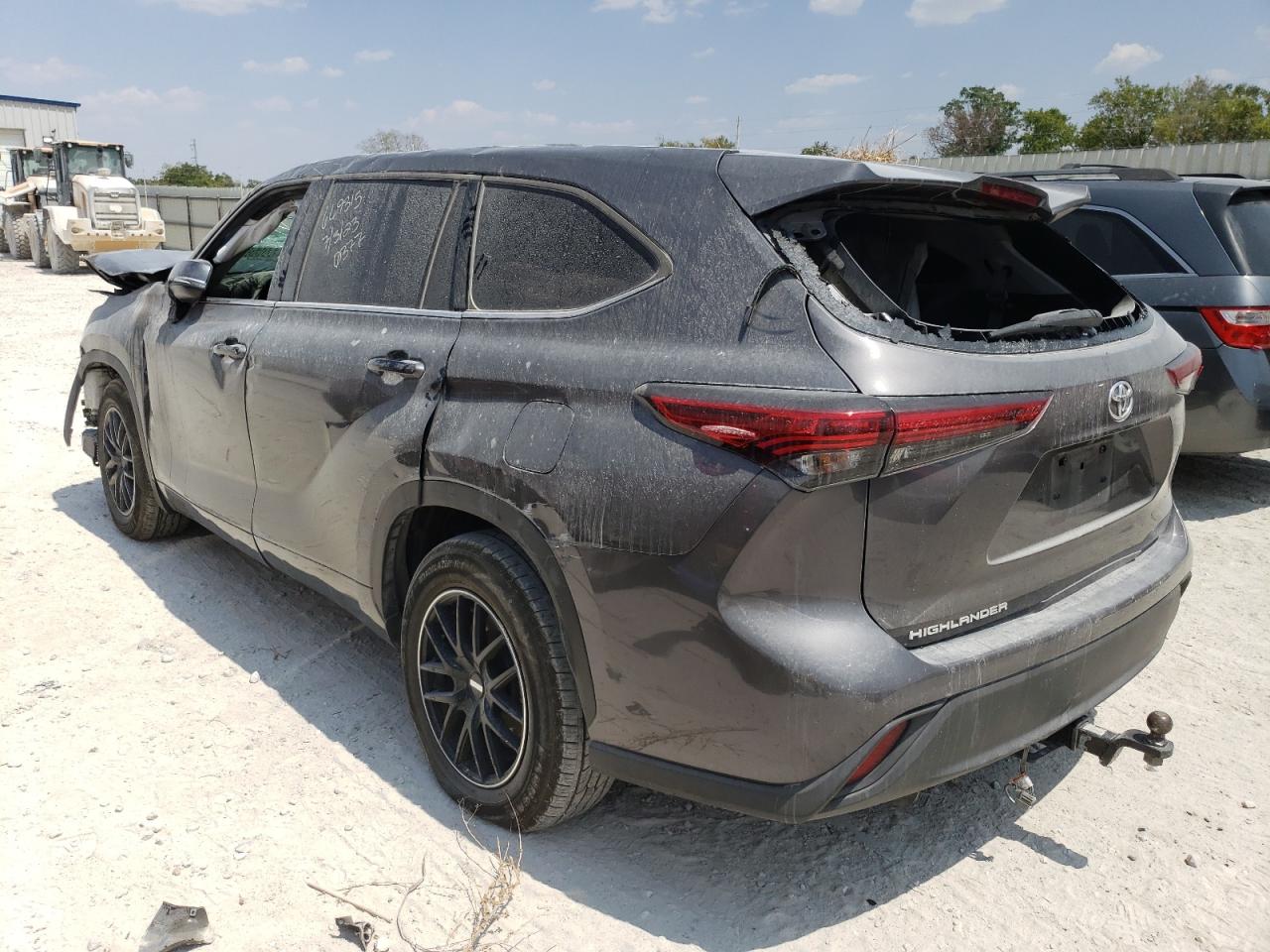 Image 2 of 2021 TOYOTA HIGHLANDER L 2021 with VIN 5TDCZRAH6MS520377