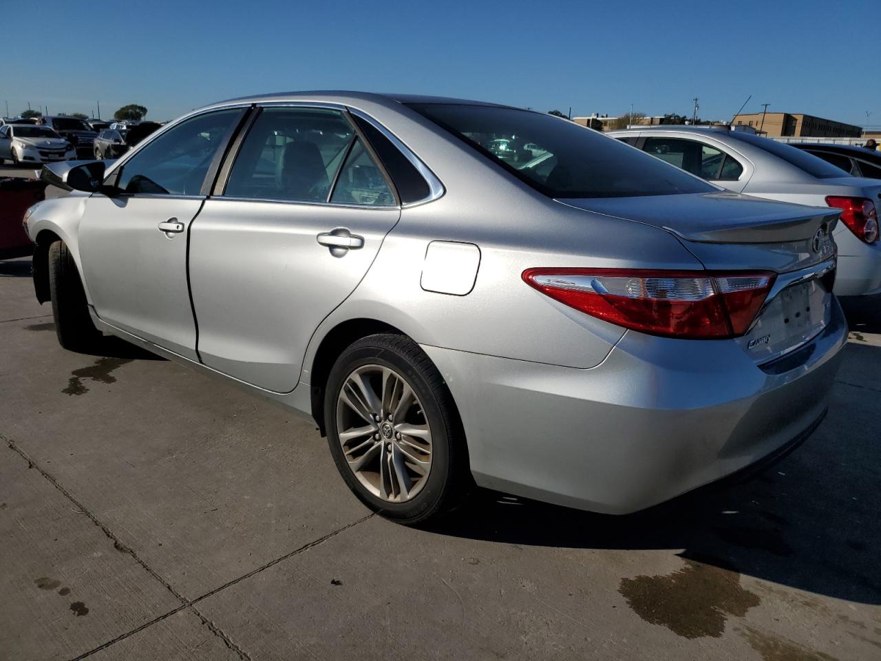 Obraz 2 z 2016 TOYOTA CAMRY LE 2016 z VIN 4T1BF1FK3GU161494