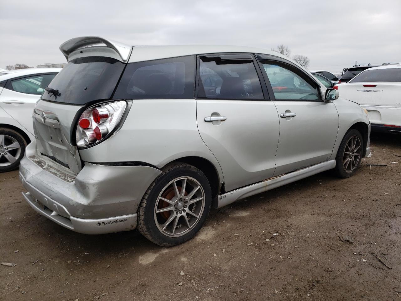 Obraz 3 z 2003 TOYOTA COROLLA MATRIX XR 2003 z VIN 2T1KR32E43C013238
