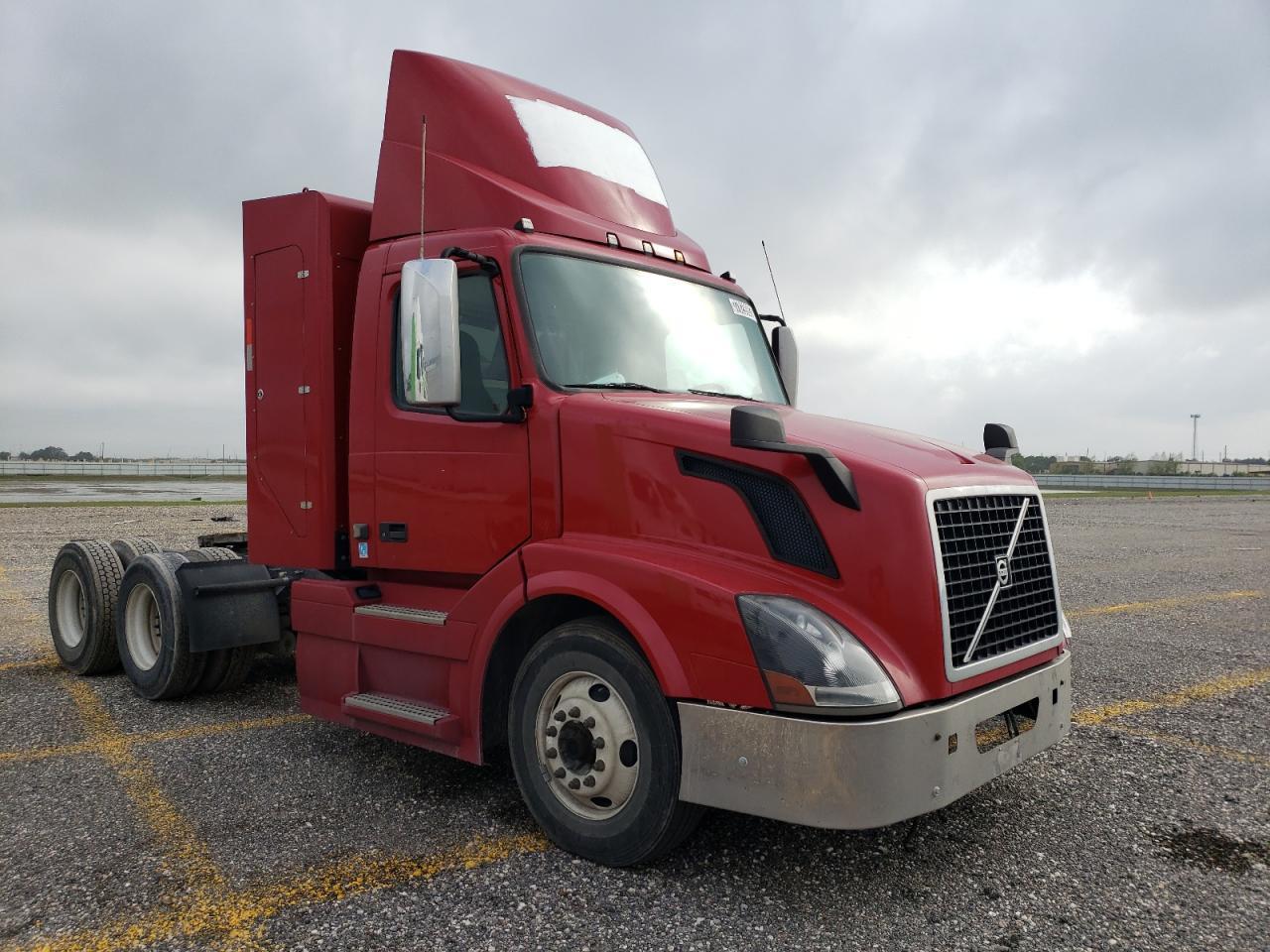 Image 1 of 2016 VOLVO VN VNL 2016 with VIN 4V5NC9UG3GN929881