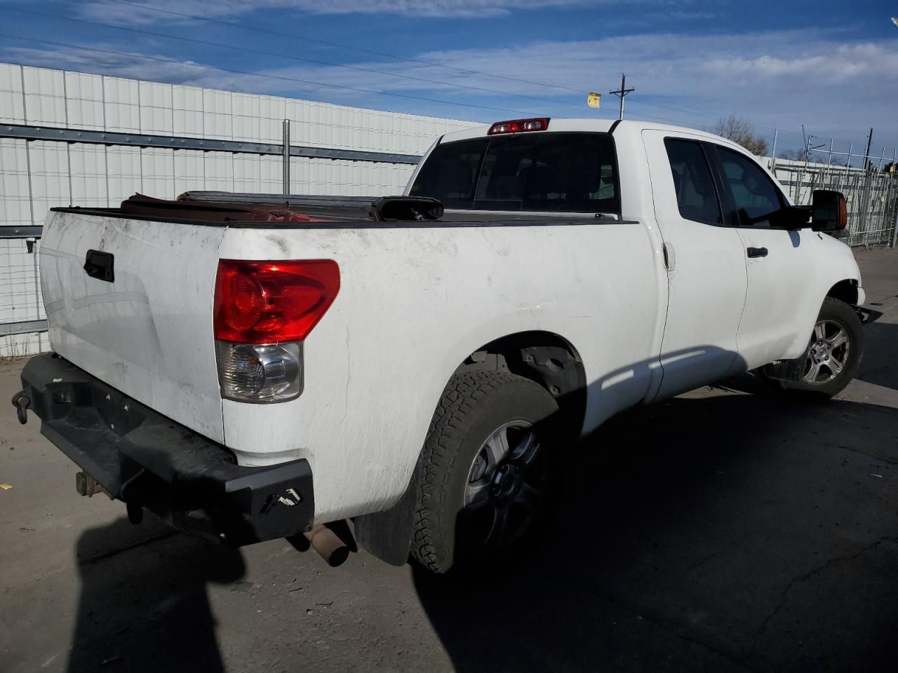Obraz 3 z 2007 TOYOTA TUNDRA DOUBLE CAB SR5 2007 z VIN 5TBBV54127S452932