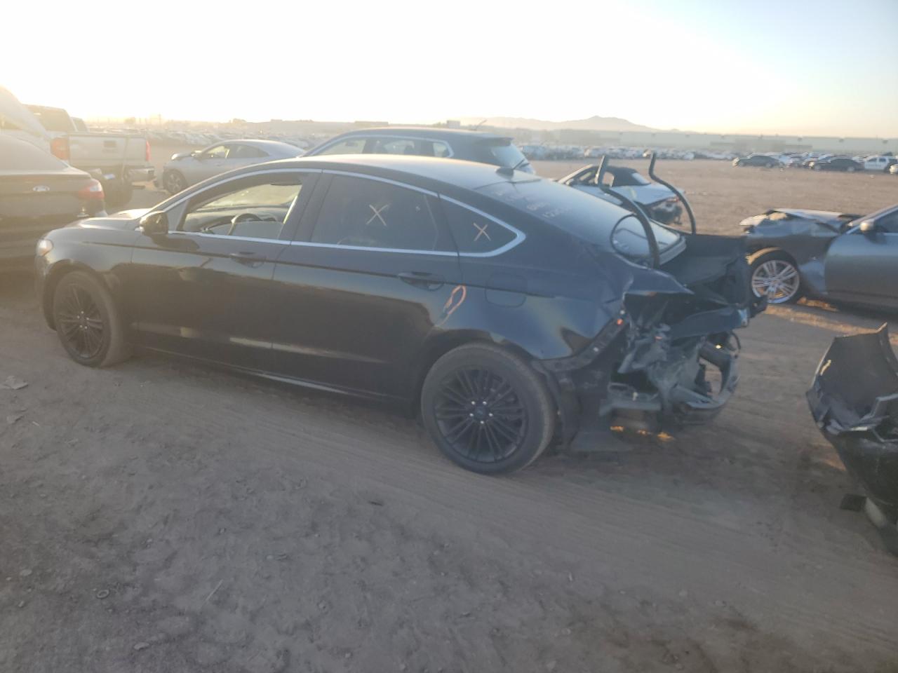 Image 2 of 2016 FORD FUSION SE 2016 with VIN 3FA6P0H98GR223895
