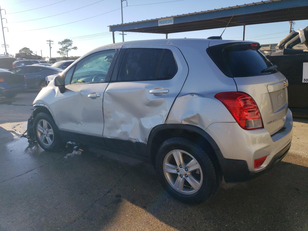 Obraz 2 z 2019 CHEVROLET TRAX LS 2019 z VIN 3GNCJNSB6KL187408