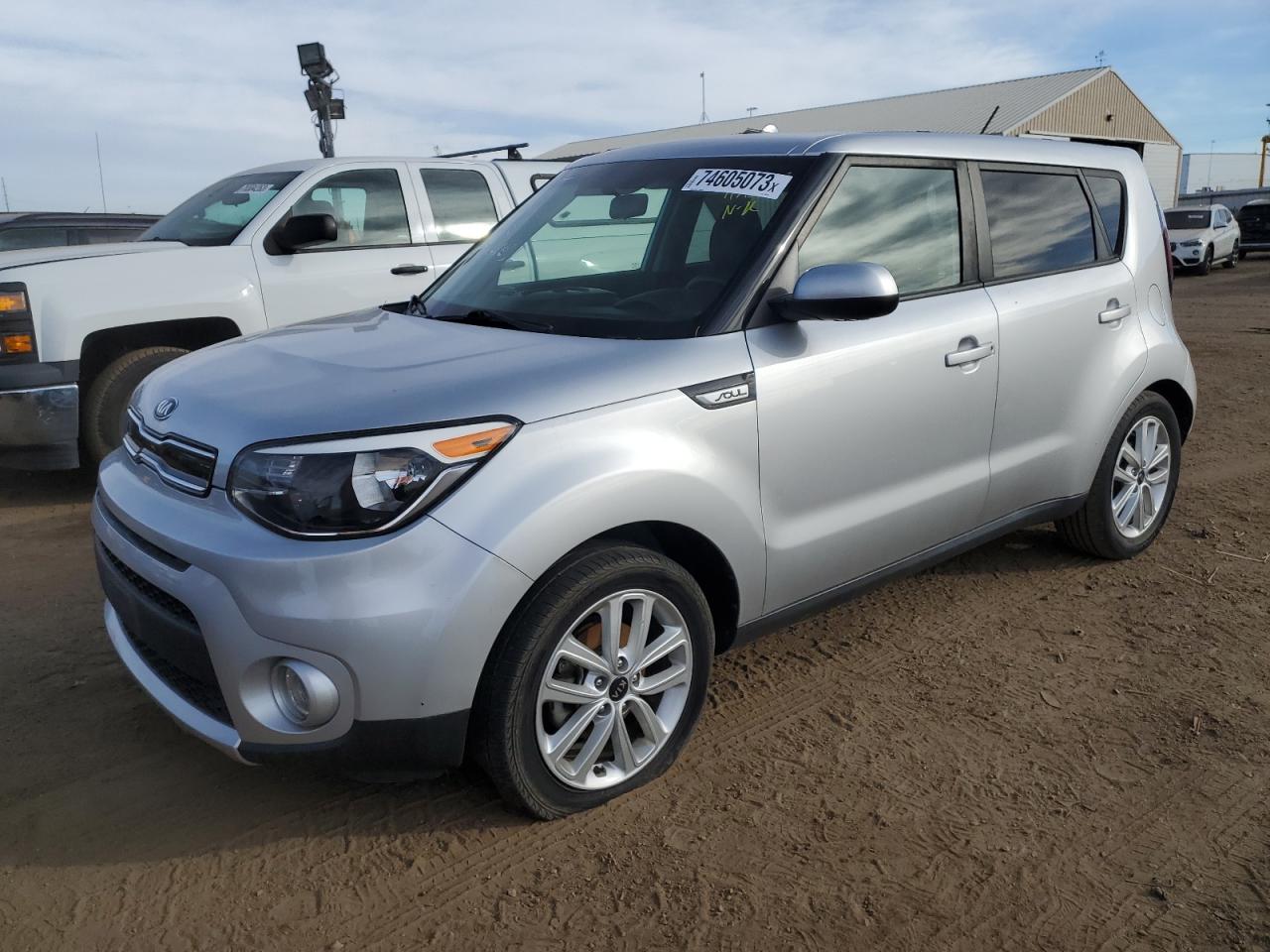 Obraz 1 z 2018 KIA SOUL + 2018 z VIN KNDJP3A59J7596228