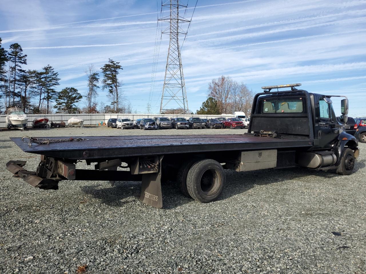 Image 3 of 2005 INTERNATIONAL 4000 4300 2005 with VIN 1HTMMAAL35H698071