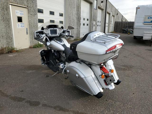 Image 3 of 2019 INDIAN MOTORCYCLE CO. ROADMASTER  2019 with VIN 56KTRAAA9K3381939