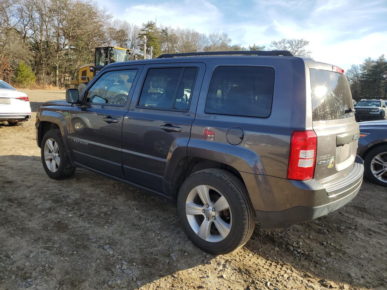 Изображение 2 2015 JEEP PATRIOT LATITUDE 2015 с VIN 1C4NJRFB4FD356873