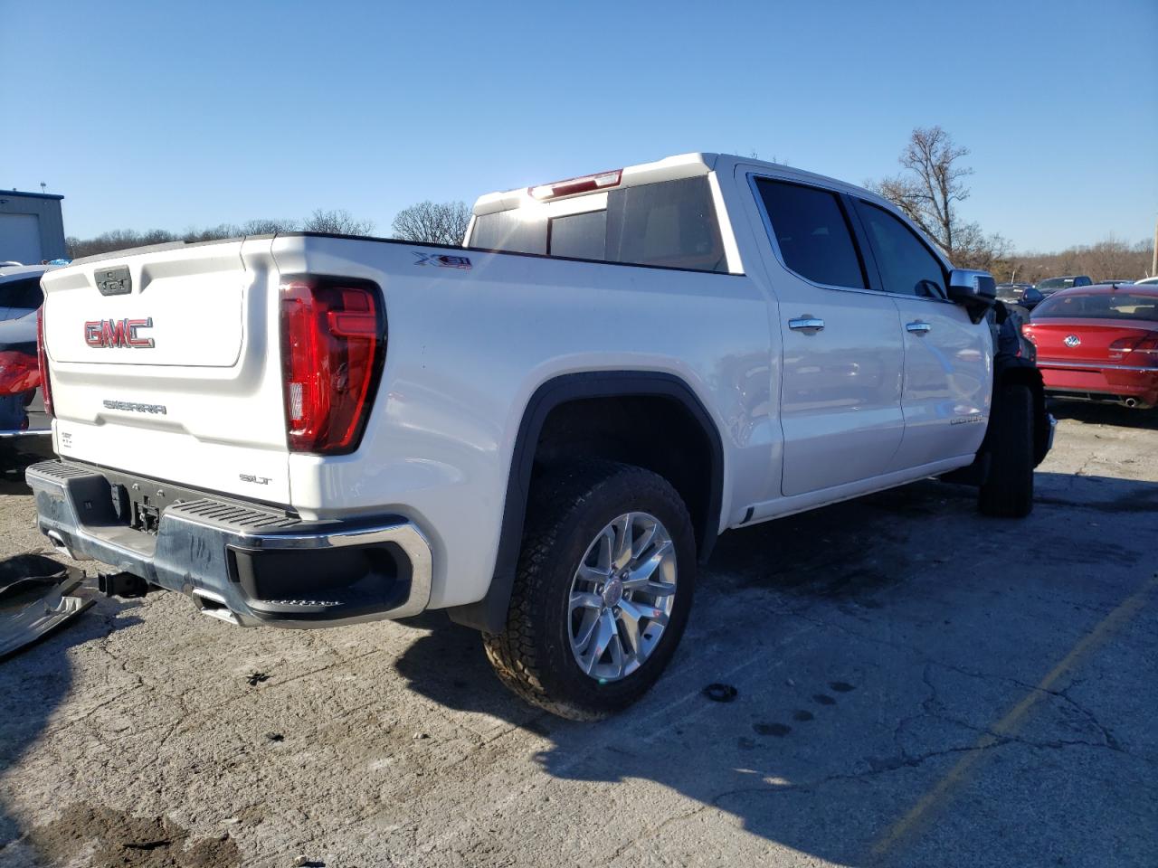 Изображение 3 2022 GMC SIERRA LIMITED K1500 SLT 2022 с VIN 3GTU9DEL9NG207118