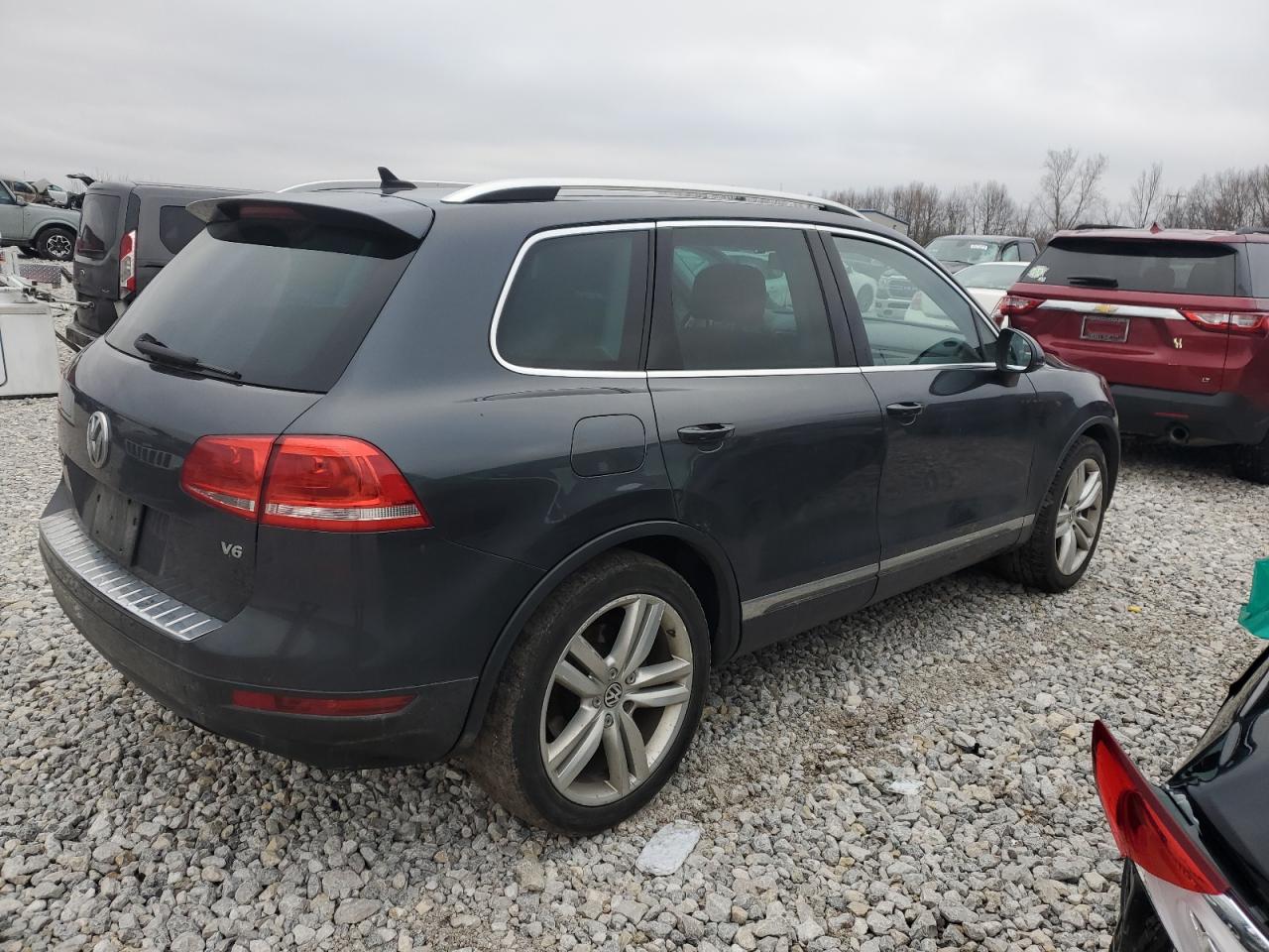 Изображение 3 2013 VOLKSWAGEN TOUAREG V6 2013 с VIN WVGEF9BP1DD006838