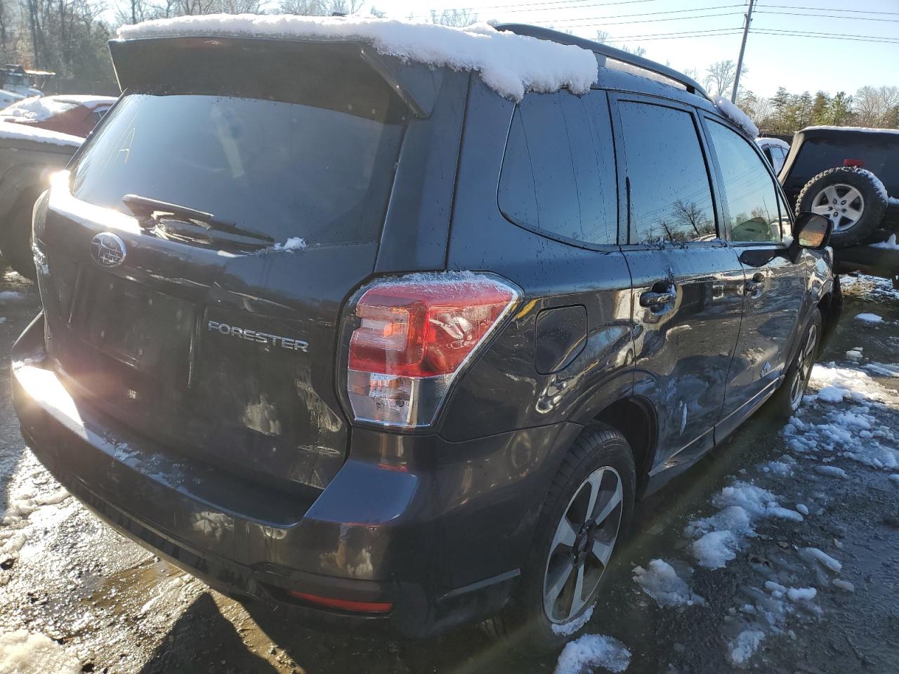 Obraz 3 z 2018 SUBARU FORESTER 2.5I PREMIUM 2018 z VIN JF2SJAEC4JH565032