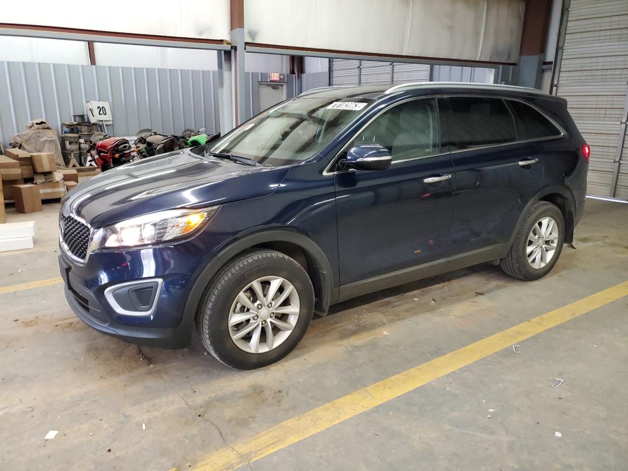 Image 1 of 2017 KIA SORENTO LX 2017 with VIN 5XYPG4A39HG211858