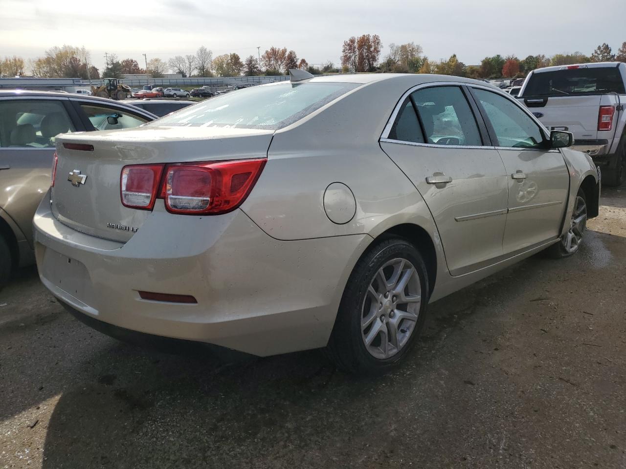 Изображение 3 2015 CHEVROLET MALIBU 1LT 2015 с VIN 1G11C5SL2FF263637