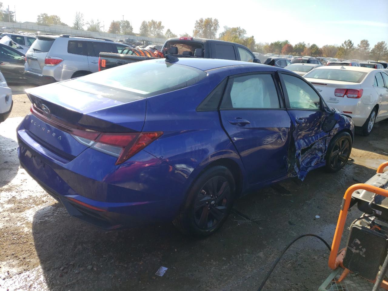 Изображение 3 2022 HYUNDAI ELANTRA SEL 2022 с VIN KMHLS4AG1NU262860