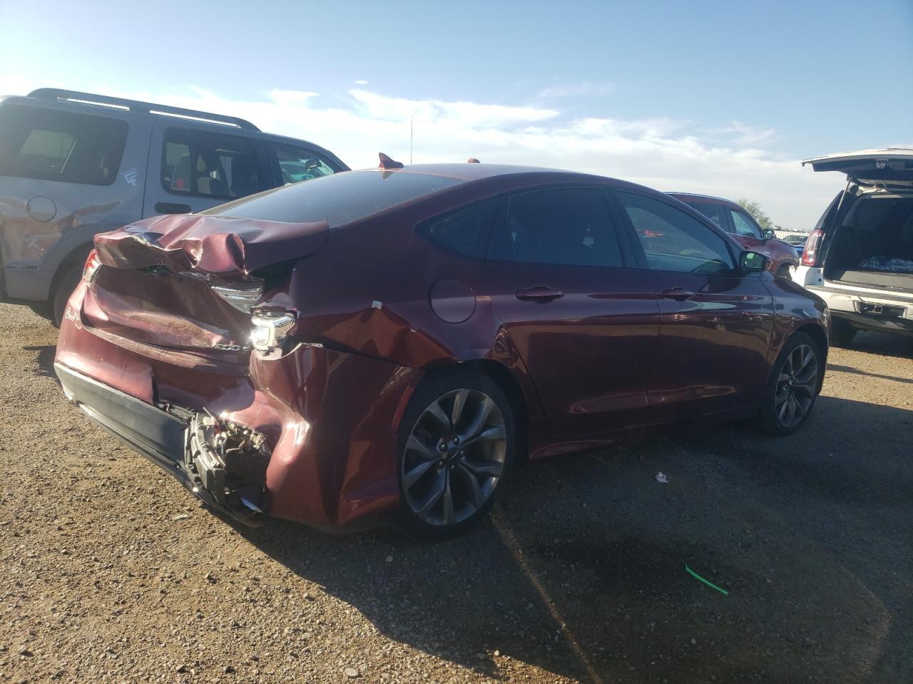 Obraz 3 z 2015 CHRYSLER 200 S 2015 z VIN 1C3CCCBG1FN516836