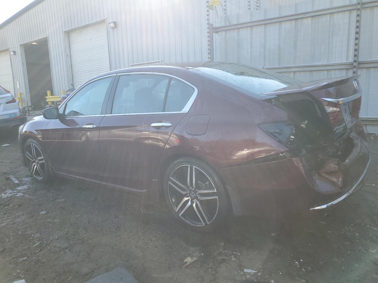 Изображение 2 2016 HONDA ACCORD SPORT 2016 с VIN 1HGCR2F54GA212326