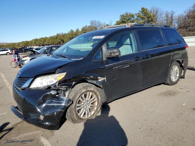 Obraz 1 z 2013 TOYOTA SIENNA XLE 2013 z VIN 5TDYK3DC7DS385191