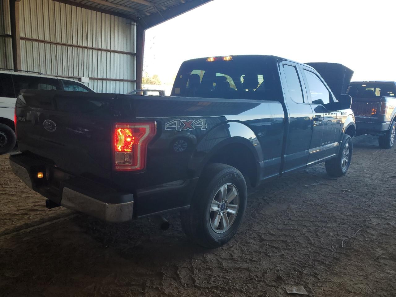 Obraz 3 z 2016 FORD F150 SUPER CAB 2016 z VIN 1FTEX1EP2GFB71739
