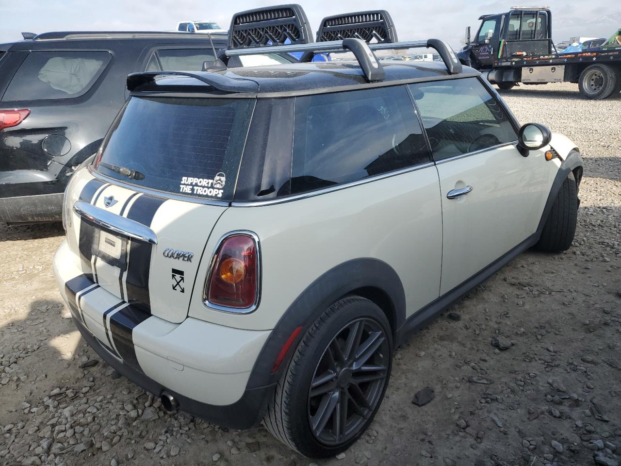 Изображение 3 2010 MINI COOPER  2010 с VIN WMWMF3C56ATZ25131