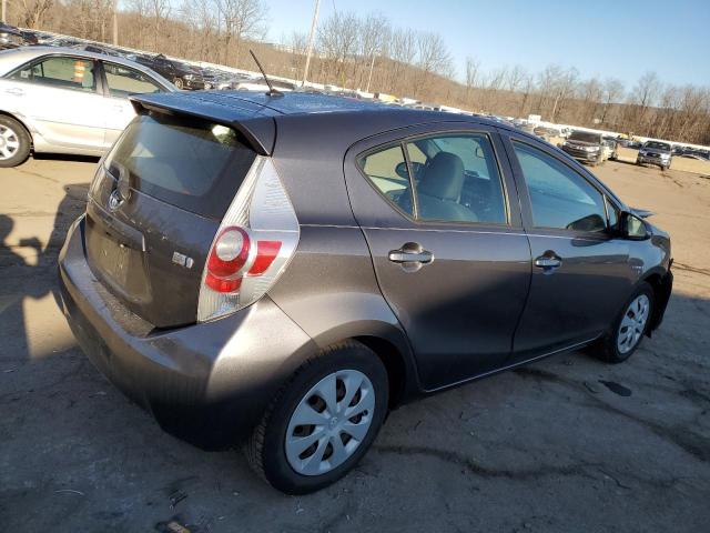 Obraz 3 z 2013 TOYOTA PRIUS C  2013 z VIN JTDKDTB39D1049347