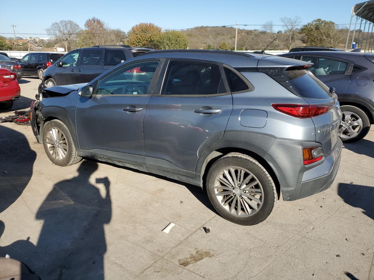 Изображение 2 2018 HYUNDAI KONA SEL 2018 с VIN KM8K22AA6JU133602