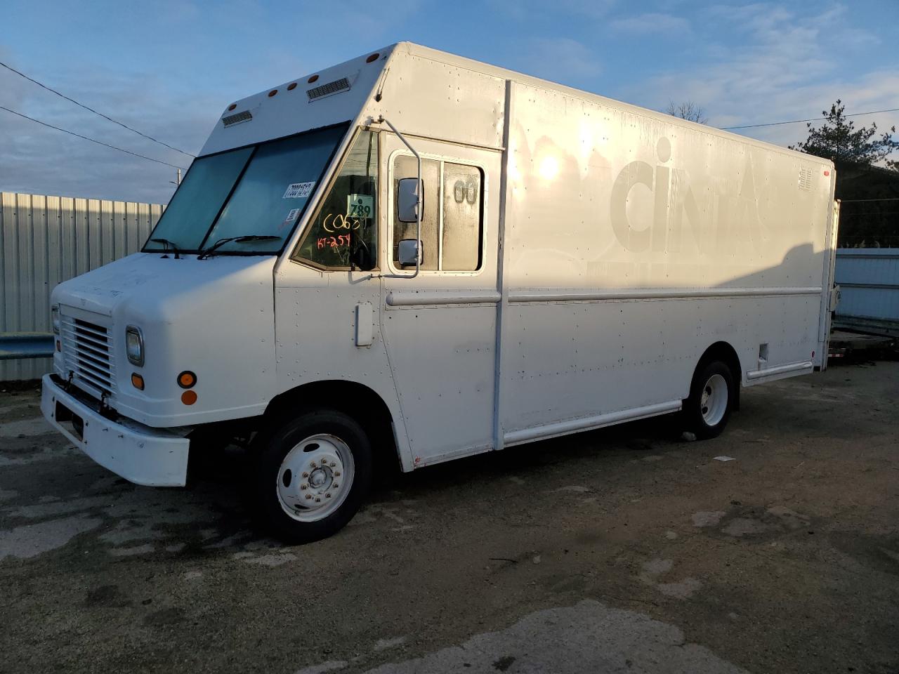 2012 FORD F59  2012 image