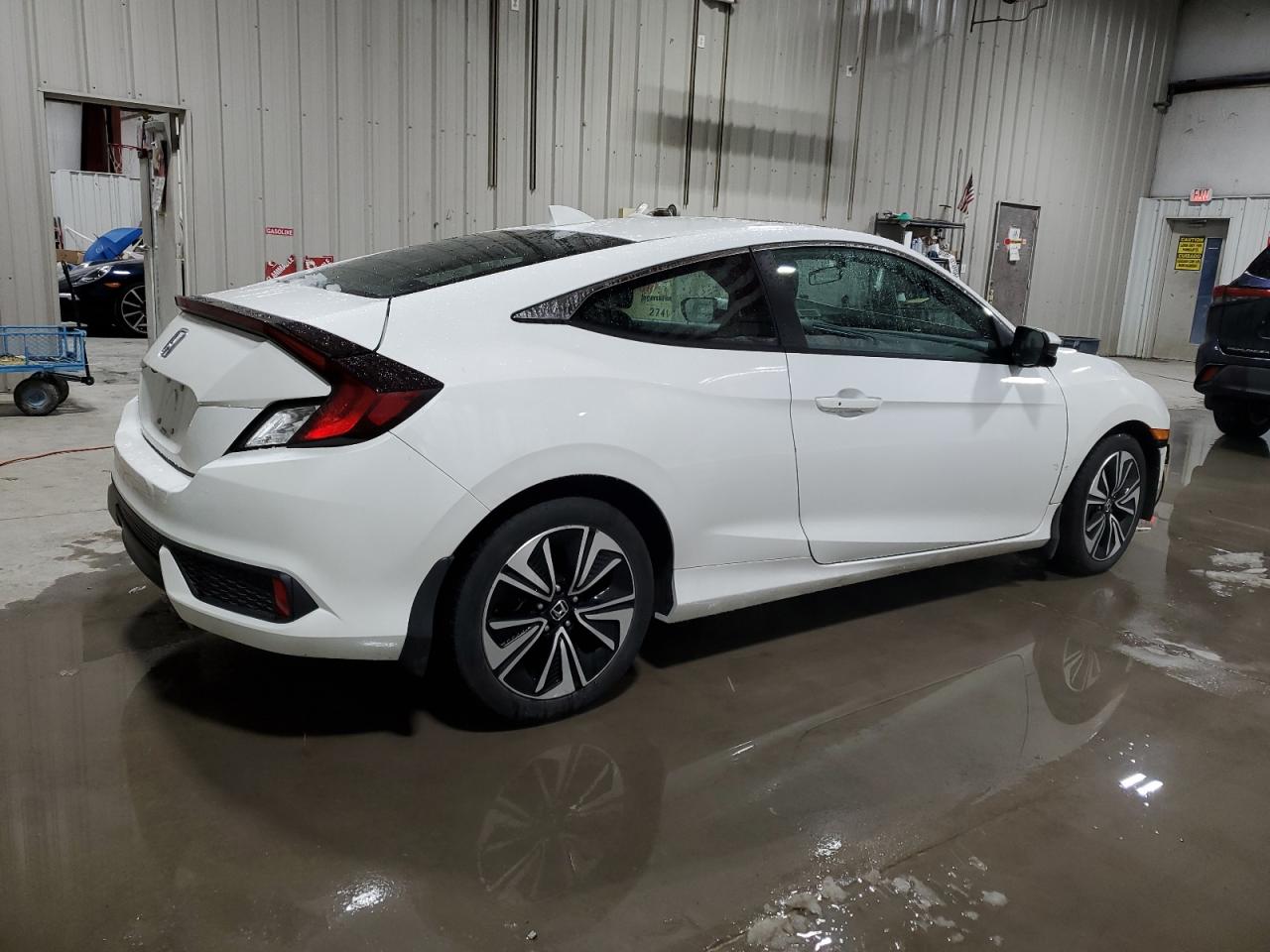Image 3 of 2016 HONDA CIVIC EX 2016 with VIN 2HGFC3B35GH360138