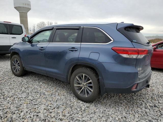 Image 2 of 2018 TOYOTA HIGHLANDER SE 2018 with VIN 5TDJZRFH0JS488411