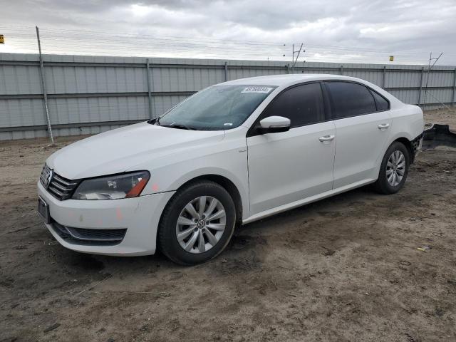 Изображение 1 2015 VOLKSWAGEN PASSAT S 2015 с VIN 1VWAT7A31FC016581