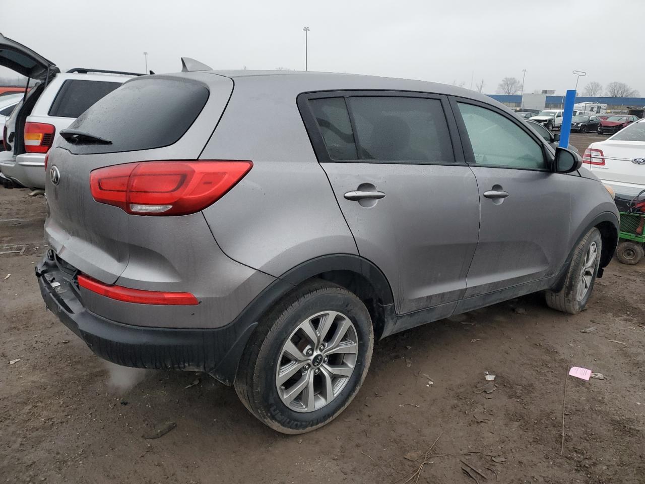 Obraz 3 z 2015 KIA SPORTAGE LX 2015 z VIN KNDPB3AC6F7682160