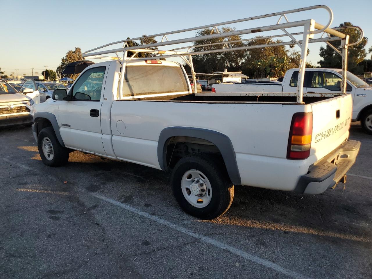 Изображение 2 2001 CHEVROLET SILVERADO C2500 HEAVY DUTY 2001 с VIN 1GCHC24U51Z269885