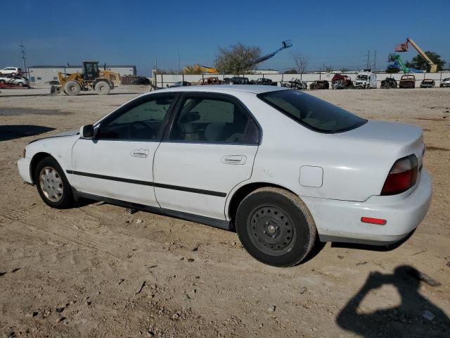 Obraz 2 z 1997 HONDA ACCORD LX 1997 z VIN 1HGCD563XVA208454