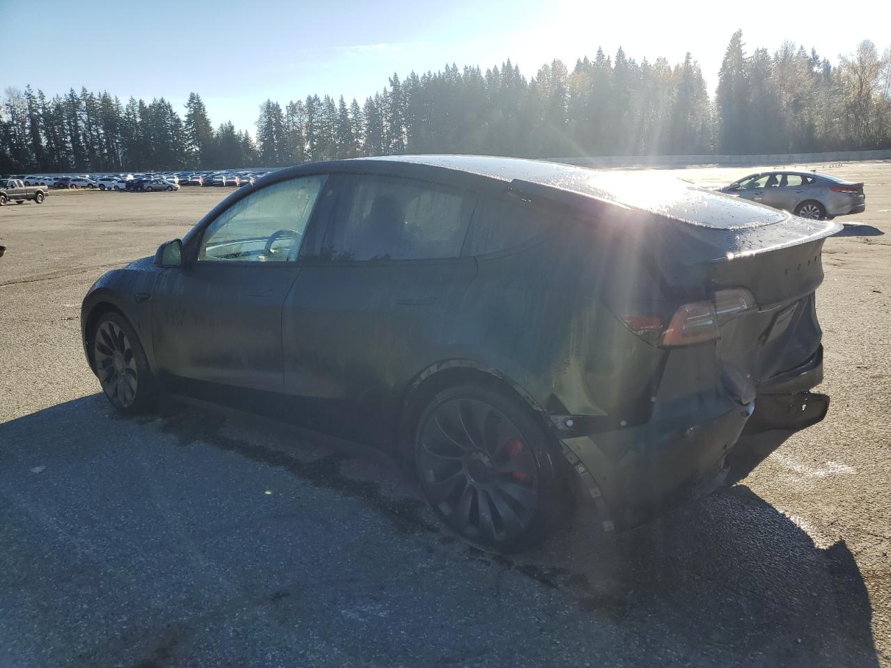 Obraz 2 z 2022 TESLA MODEL Y  2022 z VIN 7SAYGDEF8NF485020