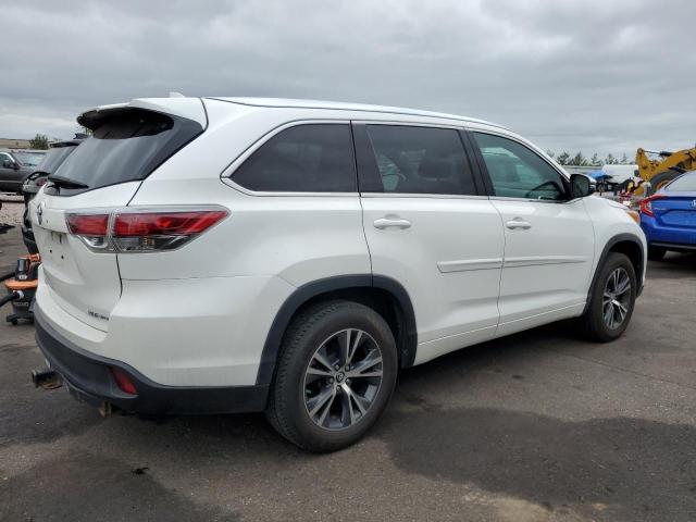 Image 3 of 2016 TOYOTA HIGHLANDER XLE 2016 with VIN 5TDJKRFH2GS287199