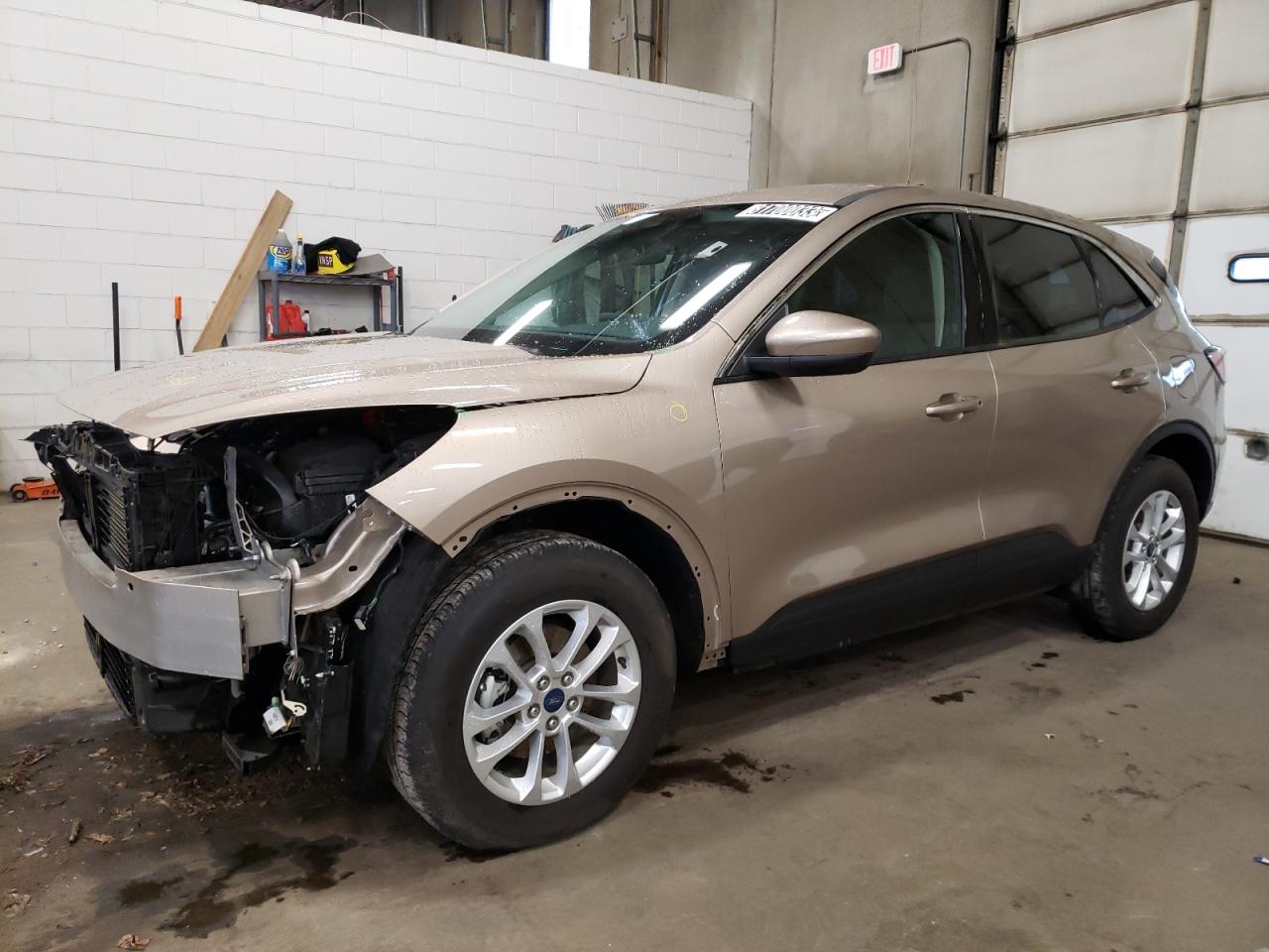 Image 1 of 2020 FORD ESCAPE SE 2020 with VIN 1FMCU9G68LUB82362