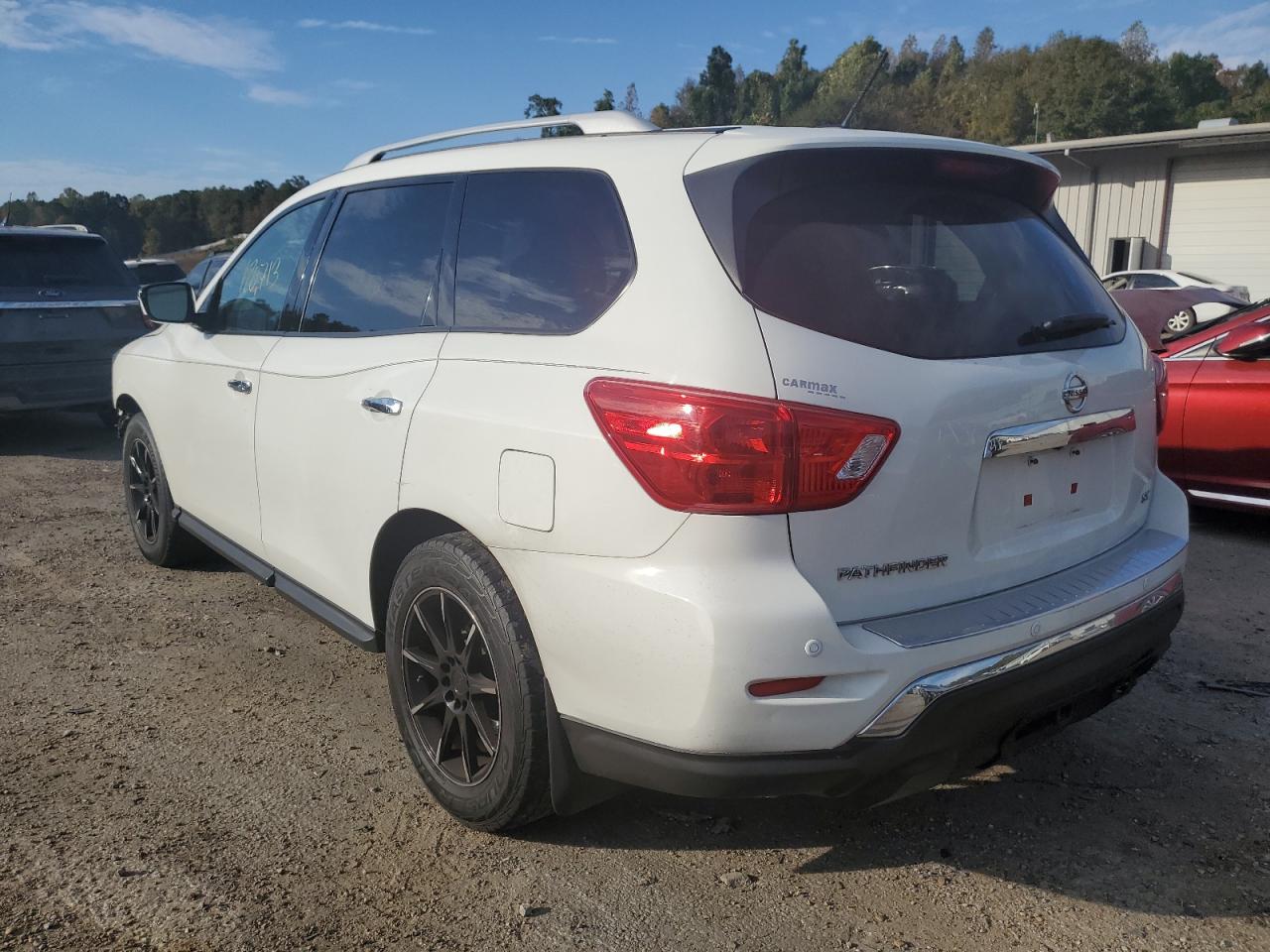 Изображение 2 2017 NISSAN PATHFINDER S 2017 с VIN 5N1DR2MN7HC613084