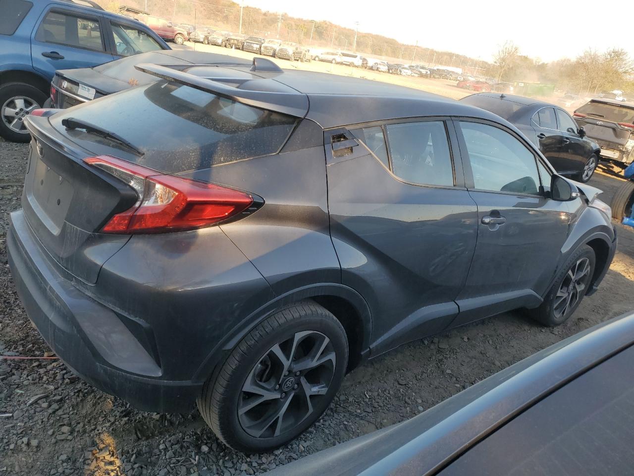 Image 3 of 2021 TOYOTA C-HR XLE 2021 with VIN NMTKHMBX0MR119011
