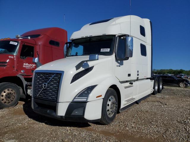 Изображение 2 2020 VOLVO VN VNL 2020 с VIN 4V4NC9EH2LN236886