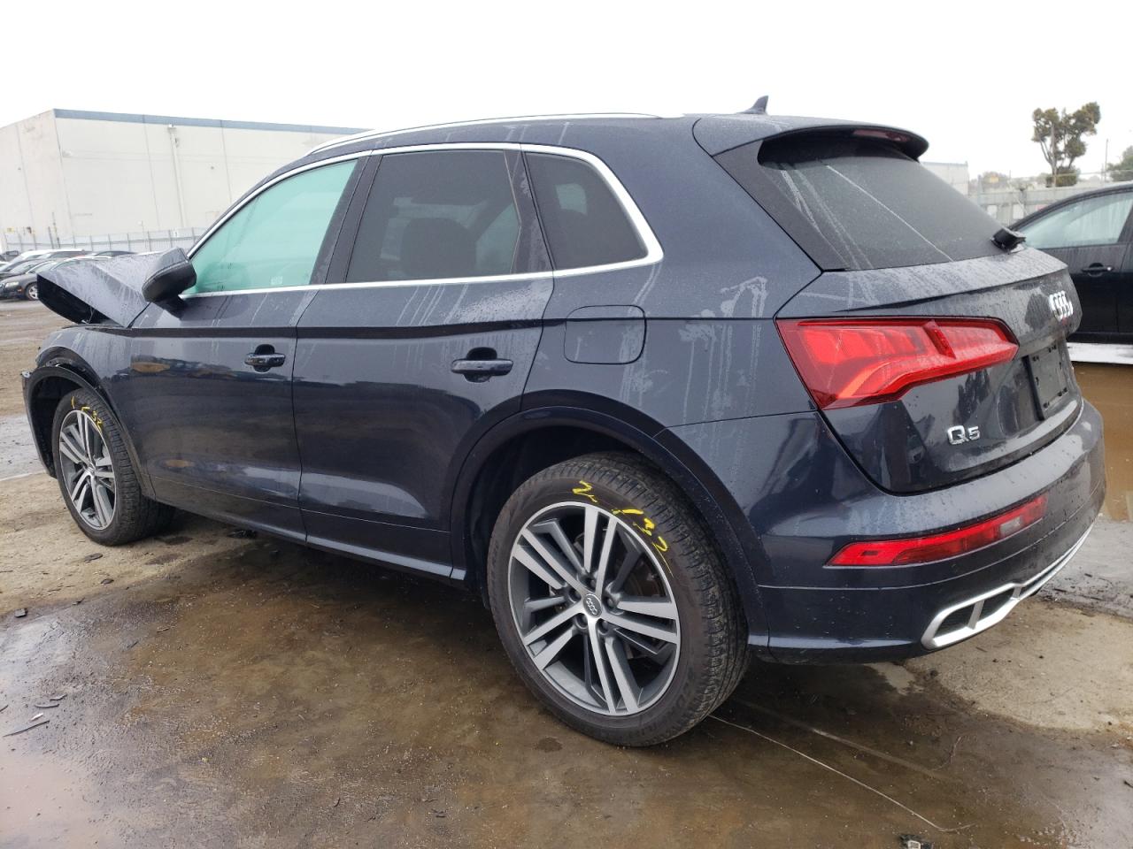 Obraz 2 z 2020 AUDI Q5 E PREMIUM PLUS 2020 z VIN WA1E2AFY1L2065994