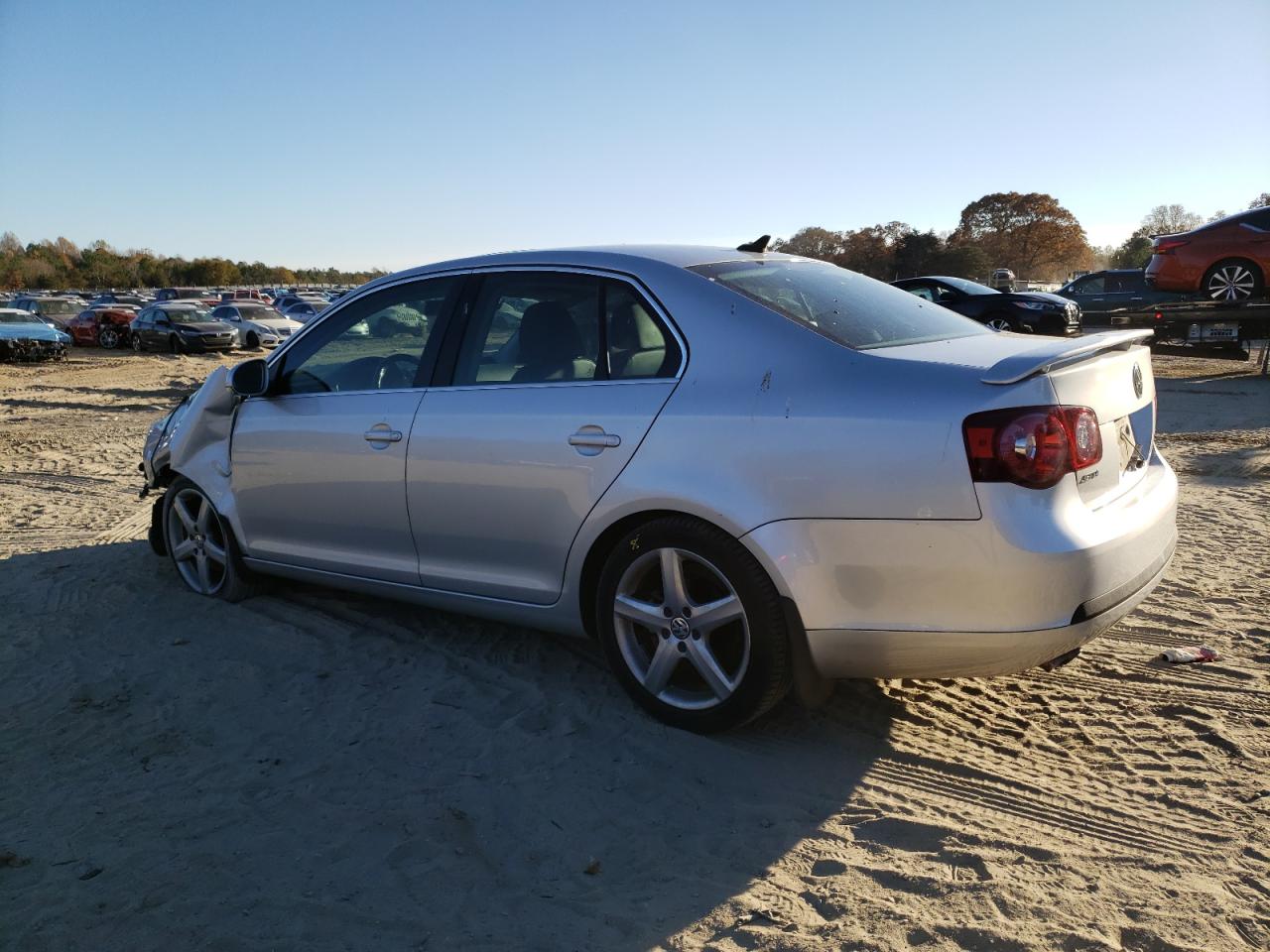 Image 2 of 2010 VOLKSWAGEN JETTA TDI 2010 with VIN 3VWRL7AJXAM057431