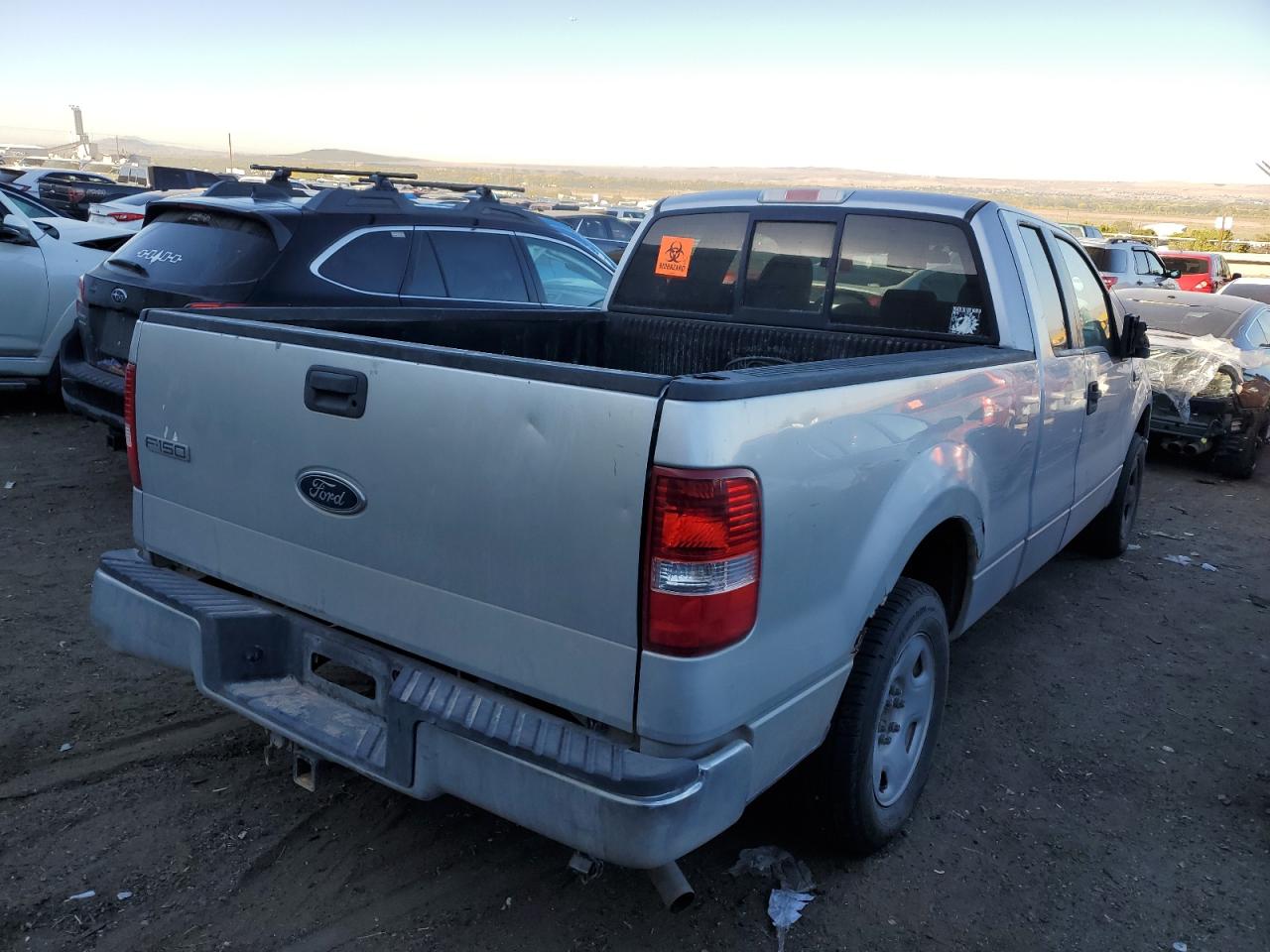 Obraz 3 z 2005 FORD F150  2005 z VIN 1FTPX12585FA78460