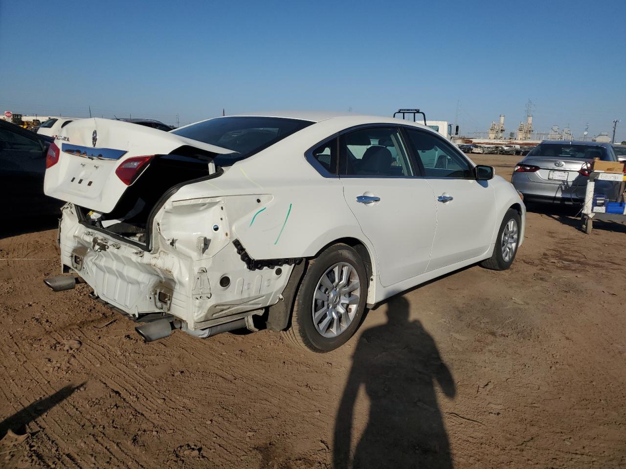 Image 3 of 2016 NISSAN ALTIMA 2.5 2016 with VIN 1N4AL3AP2GC167094