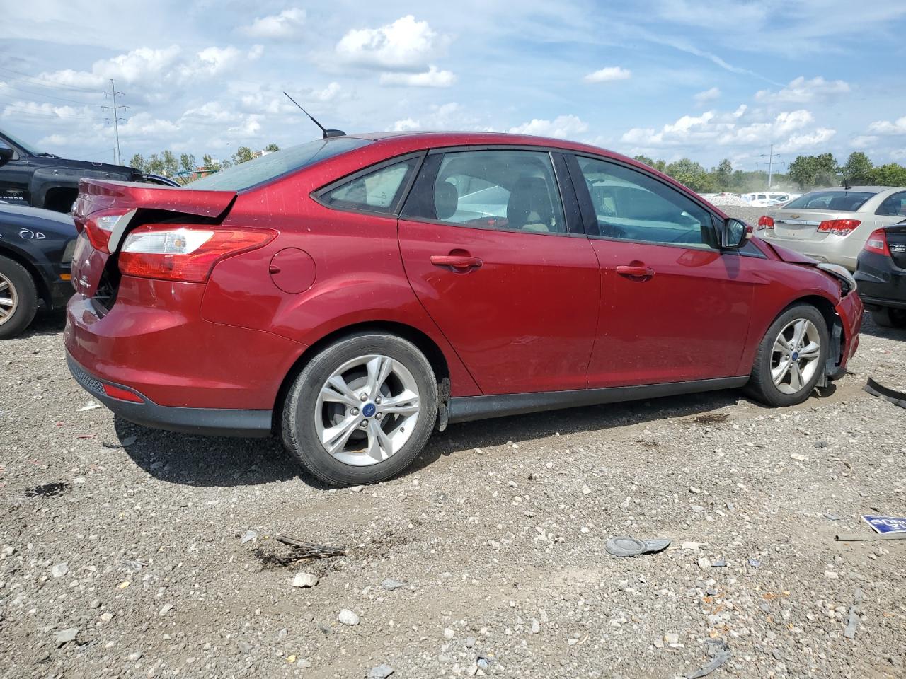 Image 3 of 2014 FORD FOCUS SE 2014 with VIN 1FADP3F26EL104771