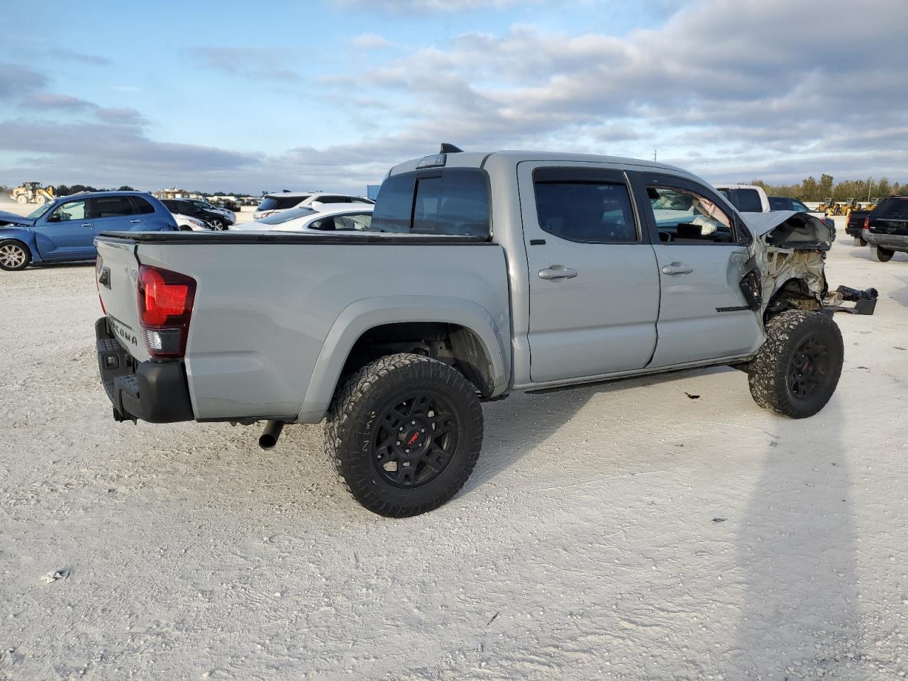 Image 3 of 2019 TOYOTA TACOMA DOUBLE CAB 2019 with VIN 3TMAZ5CNXKM113453