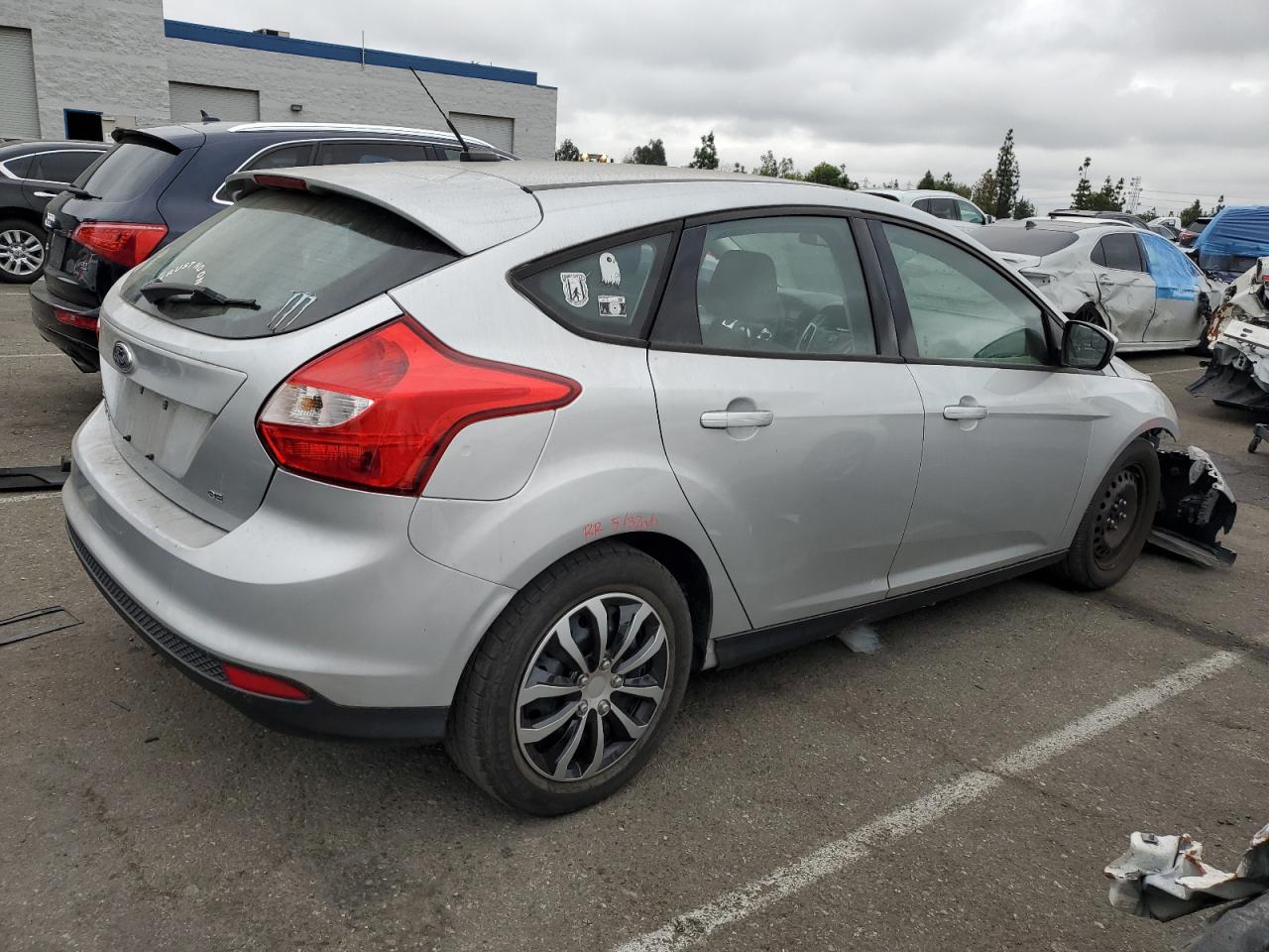 Изображение 3 2012 FORD FOCUS SE 2012 с VIN 1FAHP3K23CL195440
