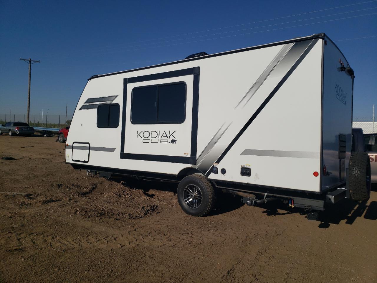 Image 3 of 2022 KODI TRAILER 2022 with VIN 4YDTKDJ13NJ973751