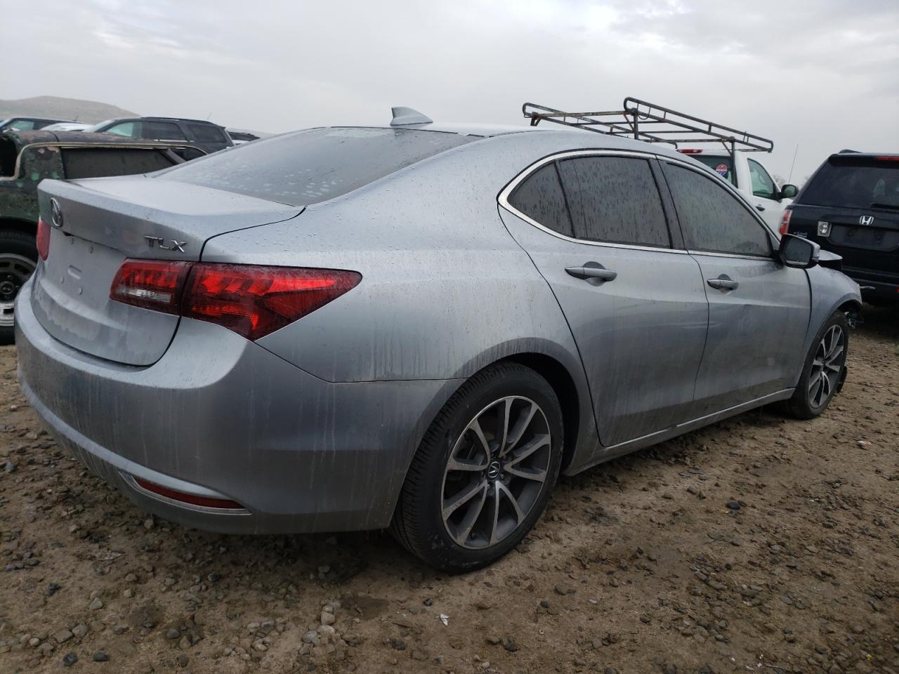 Obraz 3 z 2017 ACURA TLX 2017 z VIN 19UUB2F34HA001443